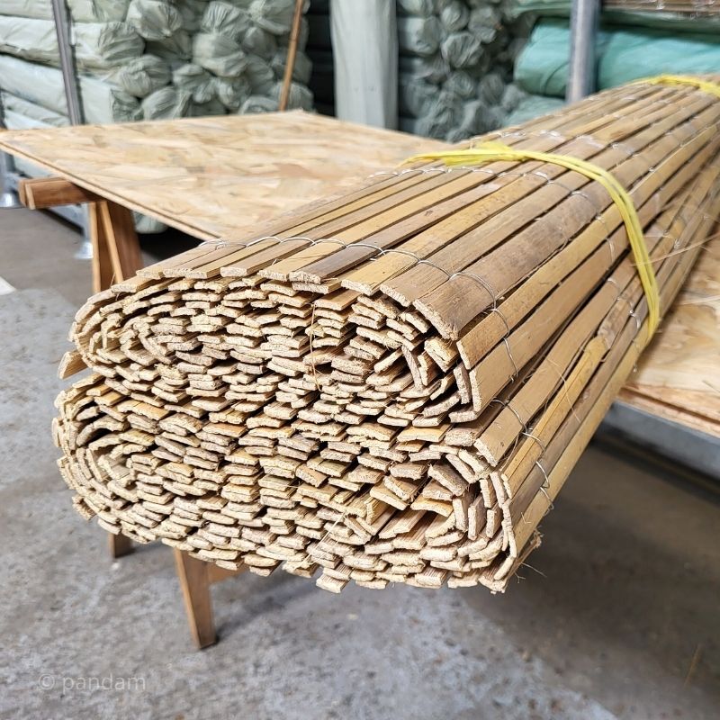 canisse en bambou fendu